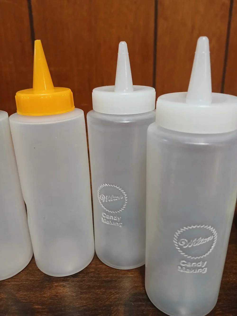 ​Wilton Candy Making Squeeze Bottles - Set of 6 Melted Chocolate Decorating